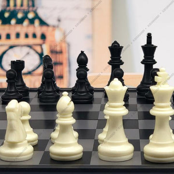 Chess Pieces Set